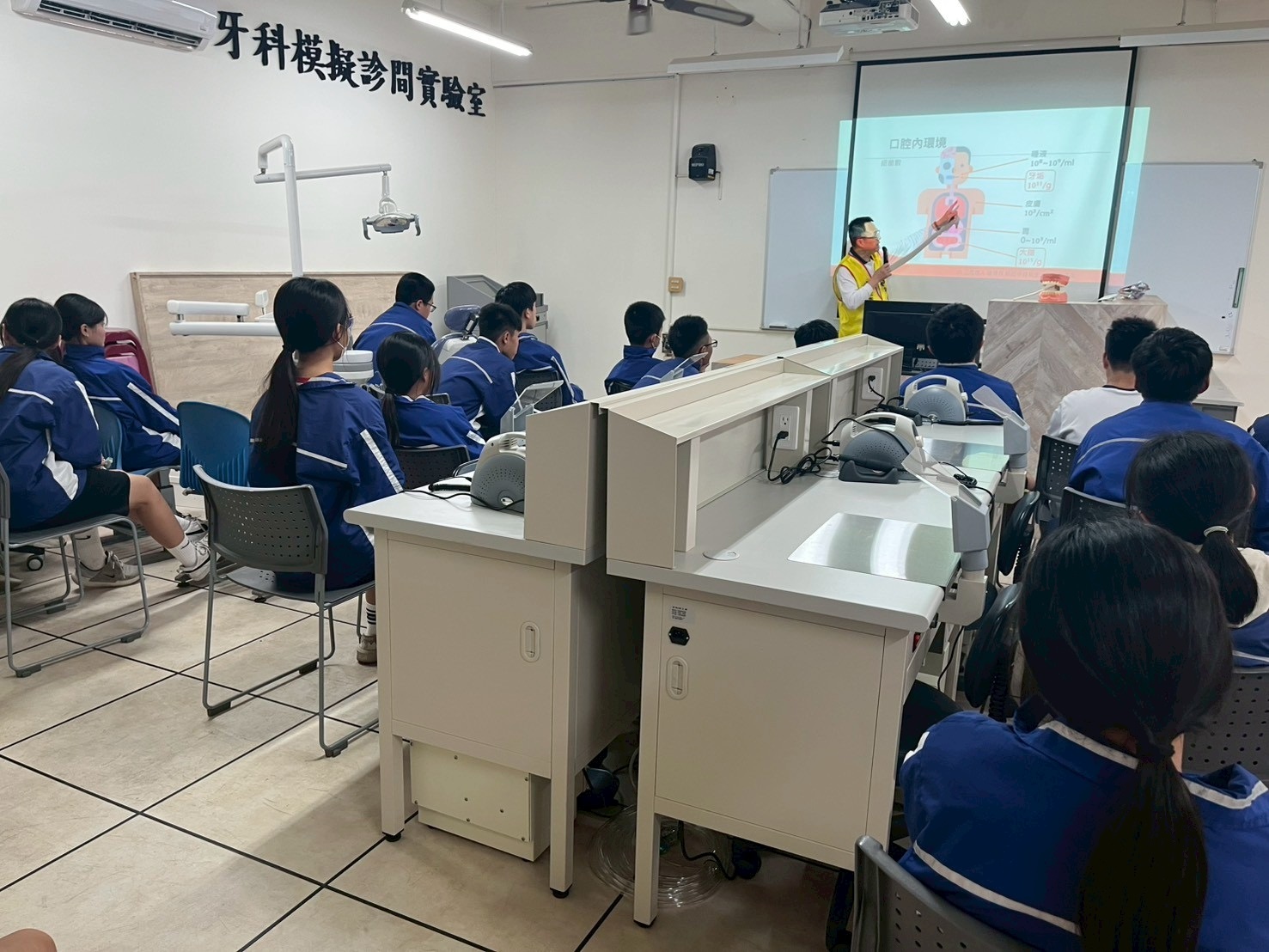 Link to 1128萬巒國中參訪